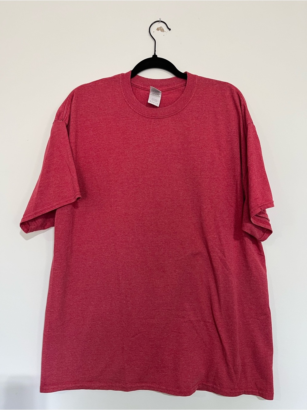 Gildan Men's Red Crewneck‎ Tee